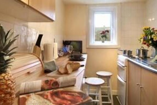 Hotel Discovery Accommodation (Scarborough)